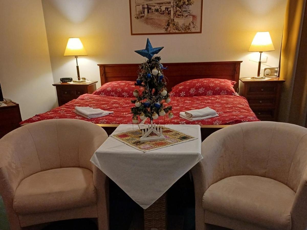 Kristoff Plaza Trencianske Teplice Lejlighedshotel Trenčín Eksteriør billede